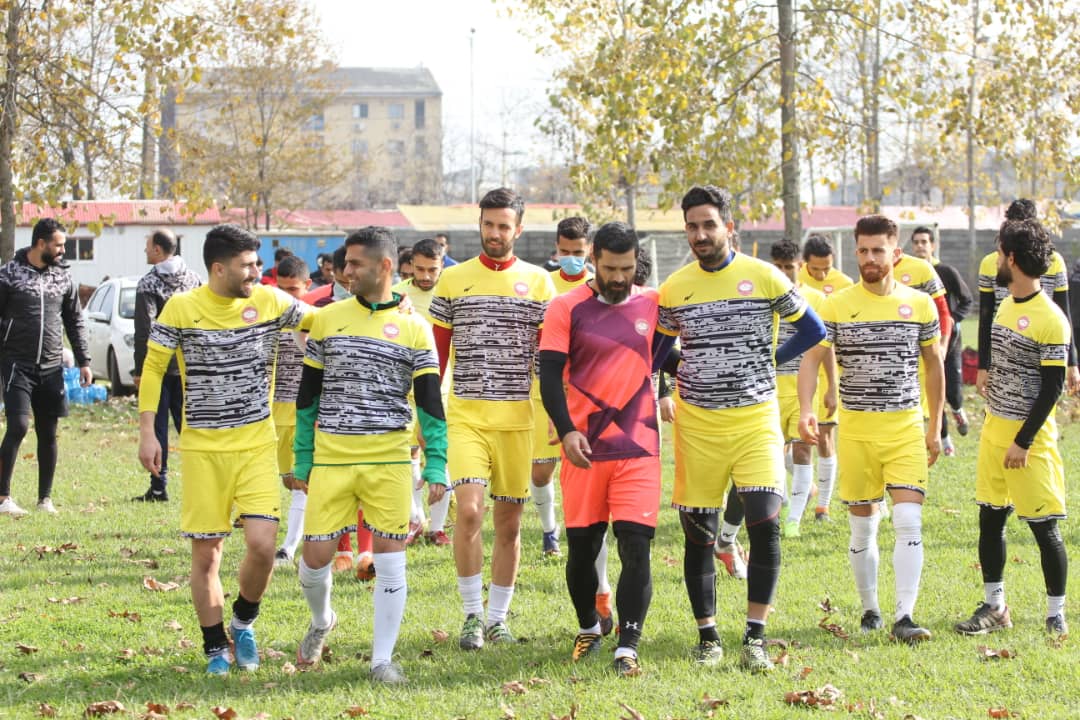 گزارش تصویری از تمرین سپیدرود در زمین شهرداری